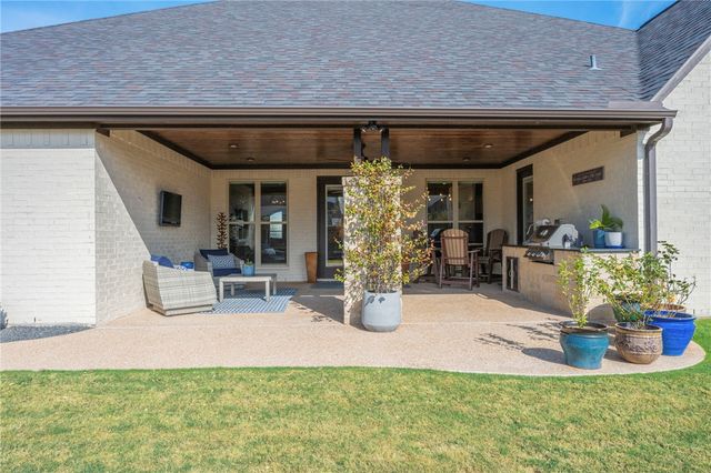 4804 Crystal Ridge Court, College Station, TX 77845