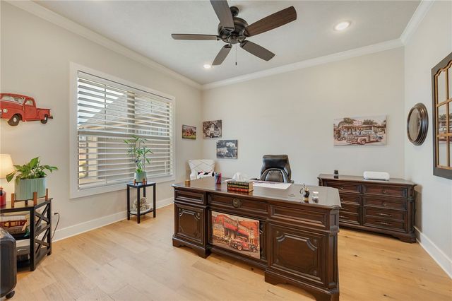 4804 Crystal Ridge Court, College Station, TX 77845