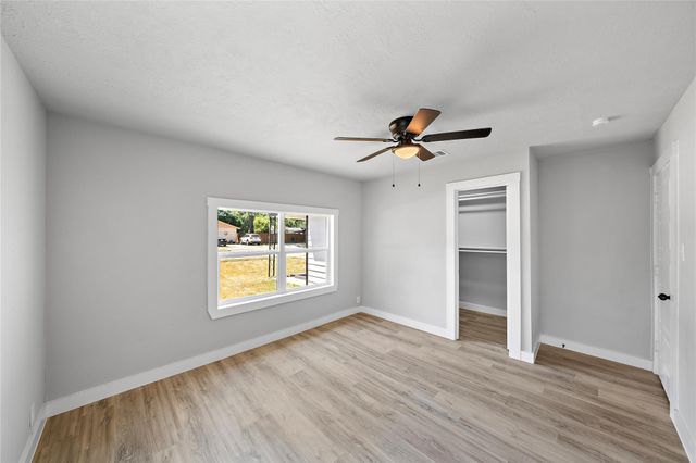 1004 W Harris Avenue, Pasadena, TX 77506