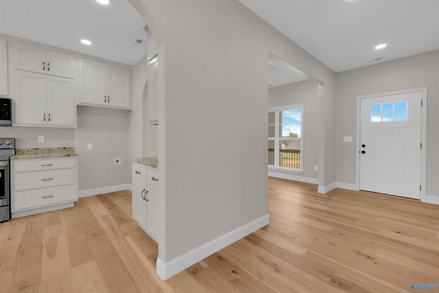 300 County Road 1010, Fort Payne, AL 35968