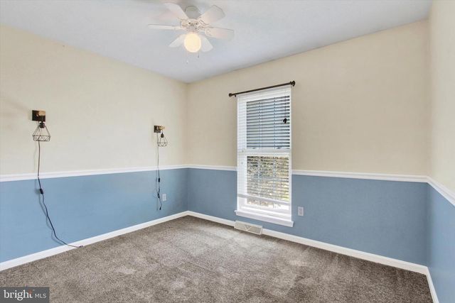 198 PHEASANT RUN LN, Hanover, PA 17331