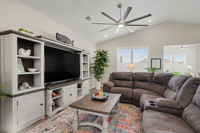 644 Oyster Dr., Myrtle Beach, SC 29588