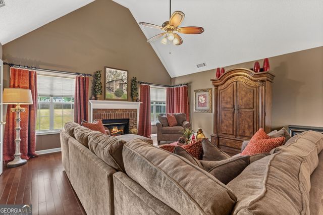 800 Karie Drive, Mcdonough, GA 30253
