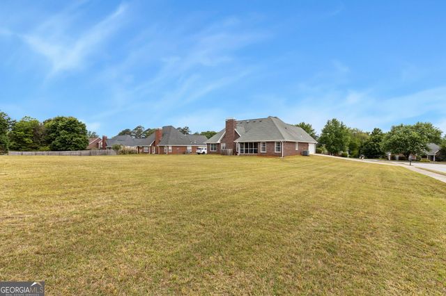 800 Karie Drive, Mcdonough, GA 30253