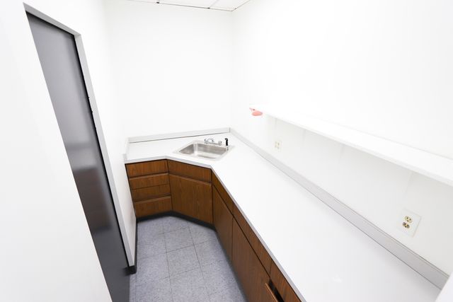 6816 W Archer Avenue, Chicago, IL 60638