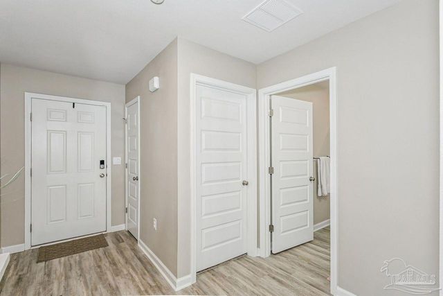 4377 Tiger Oak Ct, Pace, FL 32571
