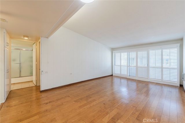 1681 Tam O Shanter Road M12 10H, Seal Beach, CA 90740