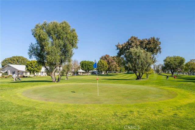 1681 Tam O Shanter Road M12 10H, Seal Beach, CA 90740
