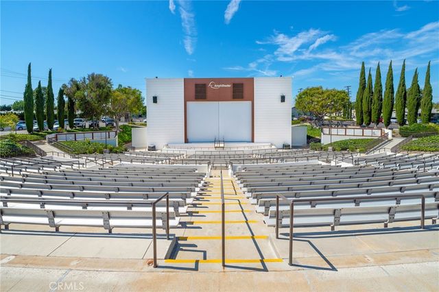 1681 Tam O Shanter Road M12 10H, Seal Beach, CA 90740