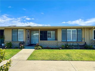 1681 Tam O Shanter Road M12 10H, Seal Beach, CA 90740