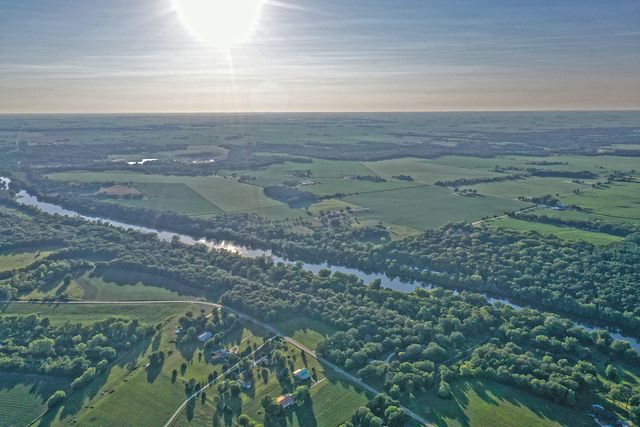 001 N 4201st Road, Sheridan, IL 60551