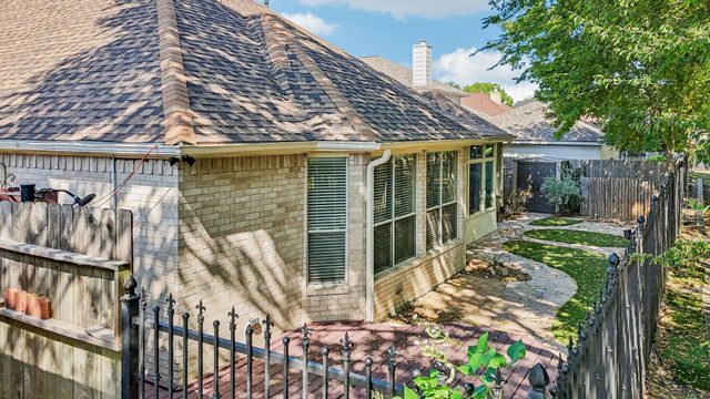 8822 Ballinger Drive, Houston, TX 77064