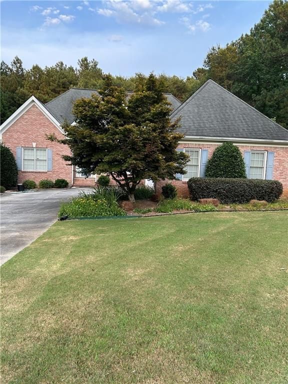 315 Manor Court, Monroe, GA 30655