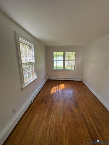 204 Henry Clay Rd, Ashland, VA 23005