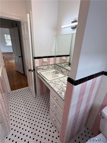 204 Henry Clay Rd, Ashland, VA 23005