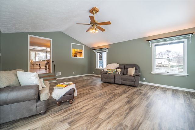 230 Mystic Lane Lane, Henrietta, NY 14623