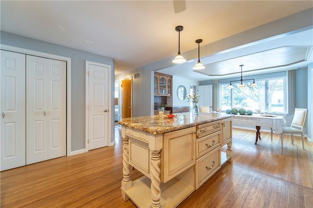 230 Mystic Lane Lane, Henrietta, NY 14623