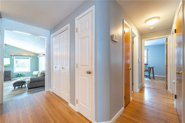 230 Mystic Lane Lane, Henrietta, NY 14623