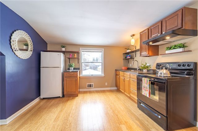 230 Mystic Lane Lane, Henrietta, NY 14623