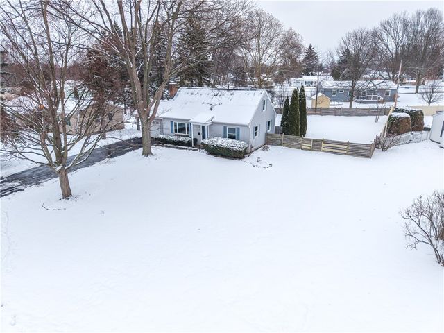 230 Mystic Lane Lane, Henrietta, NY 14623