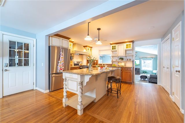 230 Mystic Lane Lane, Henrietta, NY 14623