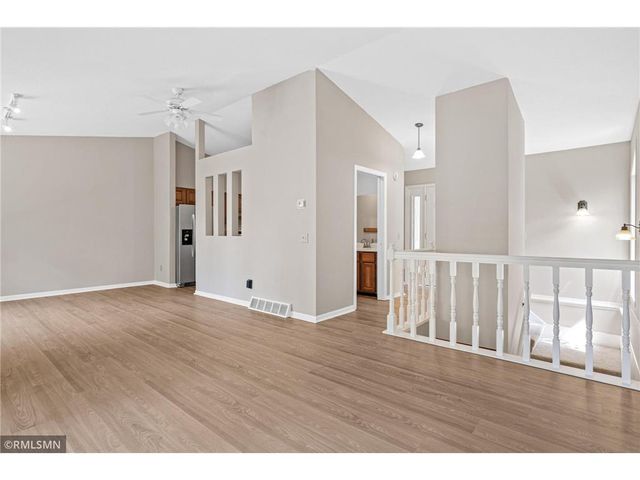 451 Hunter Hill Road, Hudson, WI 54016
