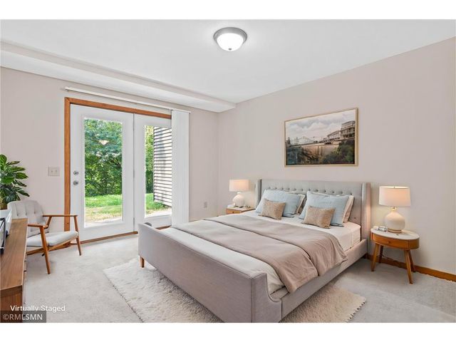 451 Hunter Hill Road, Hudson, WI 54016