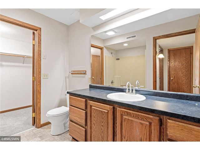 451 Hunter Hill Road, Hudson, WI 54016