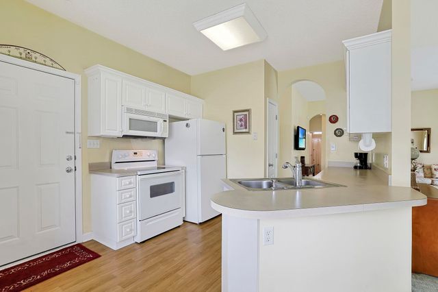 1028 Comfrey Ln., Conway, SC 29527
