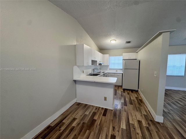 623 NW 13th Ter, Fort Lauderdale, FL 33311