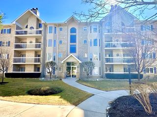 7755 Bristol Park Drive 4NE, Tinley Park, IL 60477