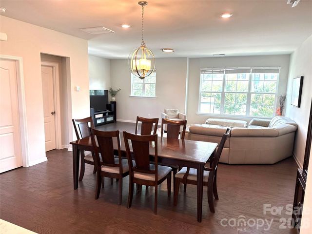 12104 Ardrey Park Drive, Charlotte, NC 28277
