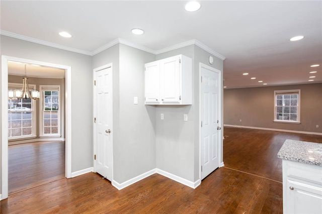 1066 Foreststone SW Way, Marietta, GA 30064