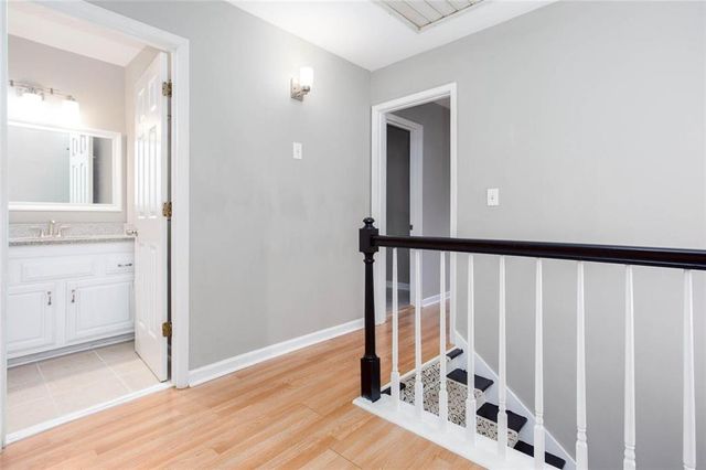 1066 Foreststone SW Way, Marietta, GA 30064