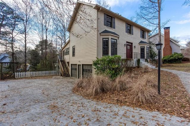 1066 Foreststone SW Way, Marietta, GA 30064