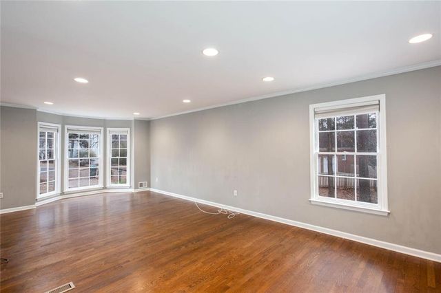 1066 Foreststone SW Way, Marietta, GA 30064