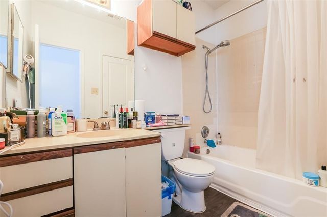 912 W 22nd ST 305, Austin, TX 78705