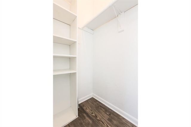 912 W 22nd ST 305, Austin, TX 78705