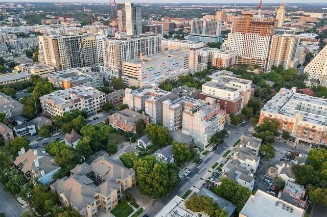 912 W 22nd ST 305, Austin, TX 78705