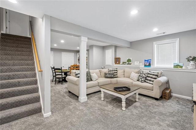 1644 N 128th Street, Kansas City, KS 66109