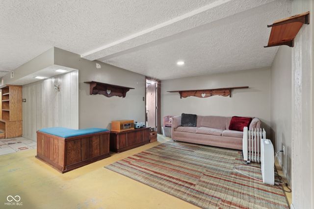609 Horton Street, Greenwood, IN 46142