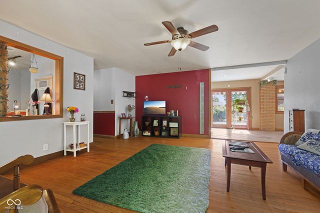 609 Horton Street, Greenwood, IN 46142