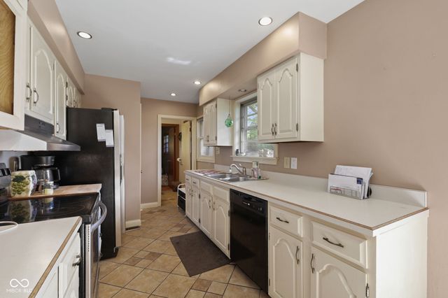 609 Horton Street, Greenwood, IN 46142