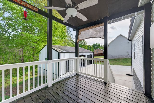 2150 Sunset Dr, White Bluff, TN 37187