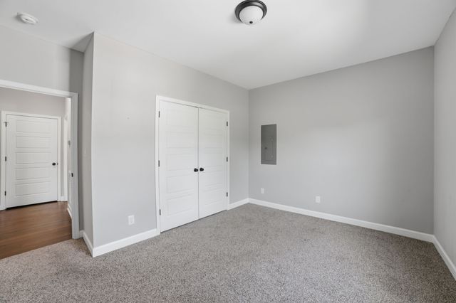 2150 Sunset Dr, White Bluff, TN 37187