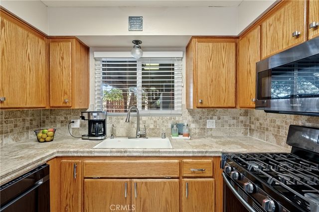 1747 Brighton Avenue, Grover Beach, CA 93433