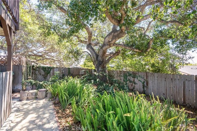 1747 Brighton Avenue, Grover Beach, CA 93433