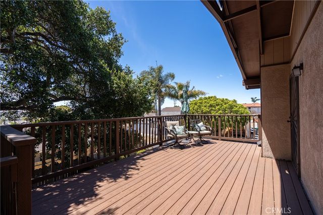 1747 Brighton Avenue, Grover Beach, CA 93433