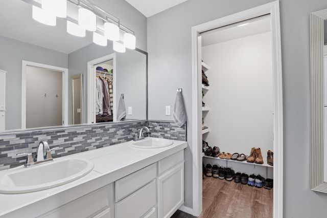 1409 S GLENN Rd, Spokane Valley, WA 99206