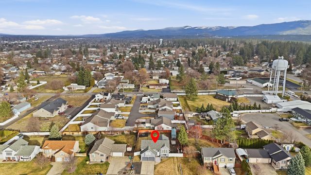 1409 S GLENN Rd, Spokane Valley, WA 99206